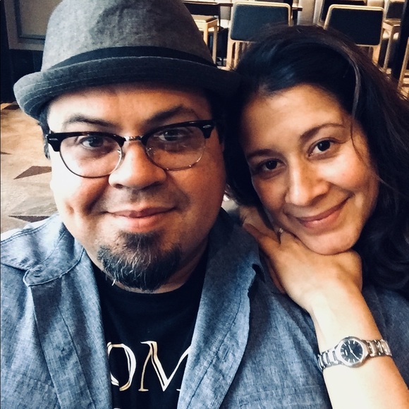 Meet your Posher, Sata - Picture 1 of 1